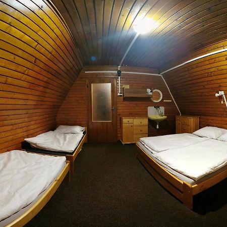 Chata pod májovou muldou Demanovska Dolina Exterior foto