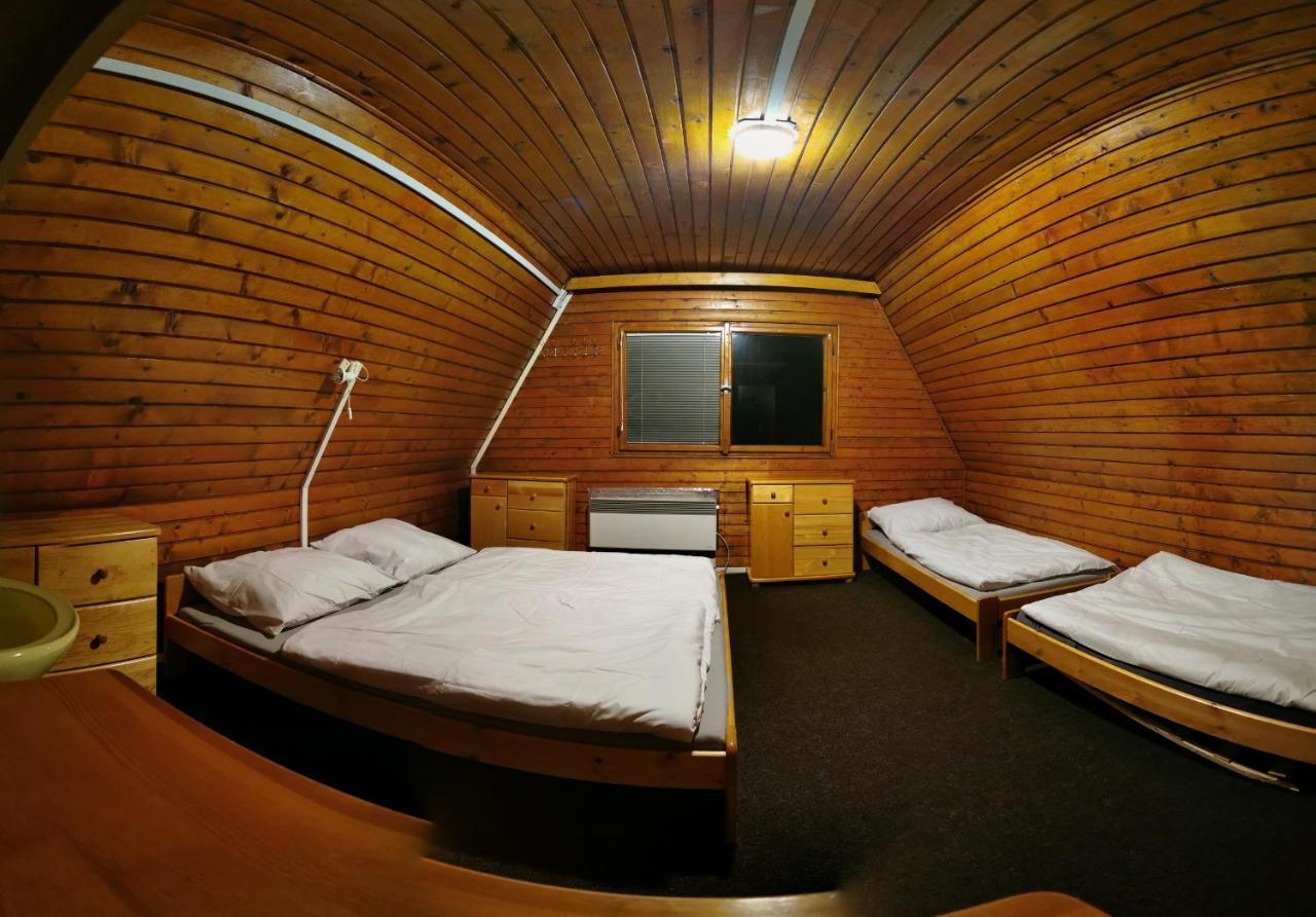 Chata pod májovou muldou Demanovska Dolina Exterior foto